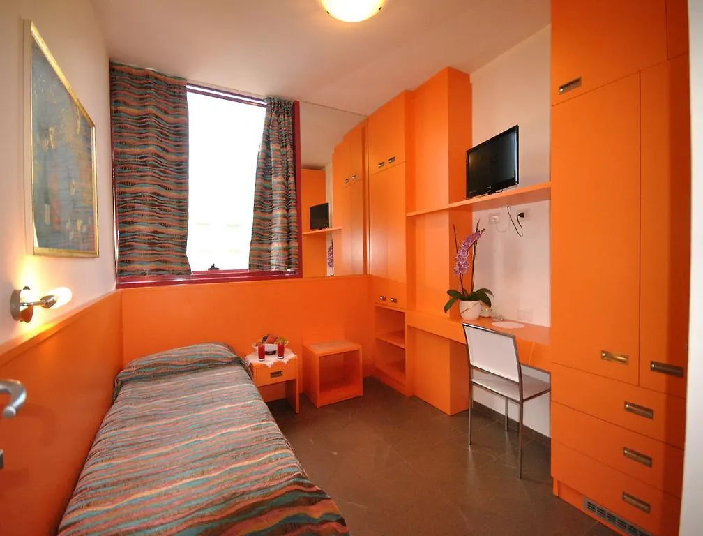Hotel Prestigio Cesenatico 3*,