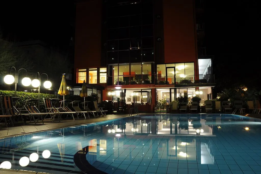 Hotel Prestigio Cesenatico 3*,